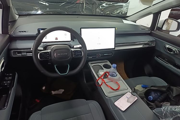 Used AION Y 2025 Plus 510 Smart Edition Center Console