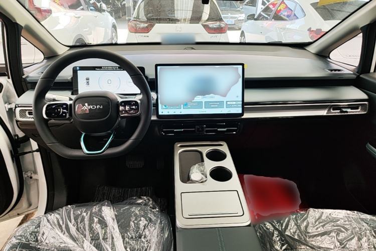 Used AION Y 2025 Plus 510 Smart Edition Center Console
