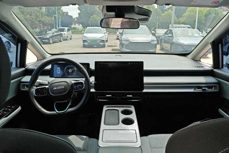 Used AION Y 2025 Plus 510 Enjoy Edition Center Console
