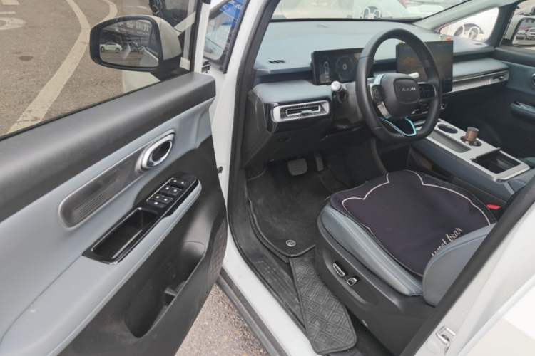 Used AION Y 2025 Plus 510 Zhihao Edition Driver Seat