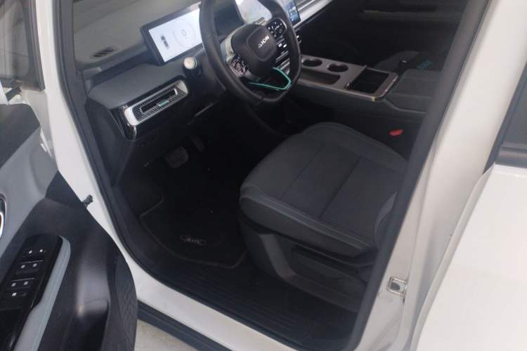 Used AION Y 2025 Plus 510 Smart Edition Driver Seat