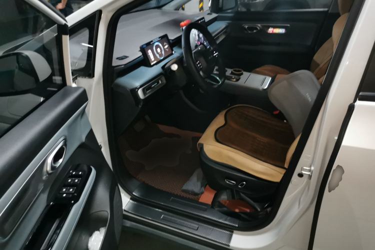 Used AION Y 2025 Plus 510 Zhihao Edition Driver Seat