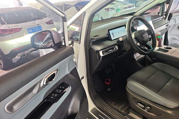Used AION Y 2025 Plus 510 Zhihao Edition Driver Seat