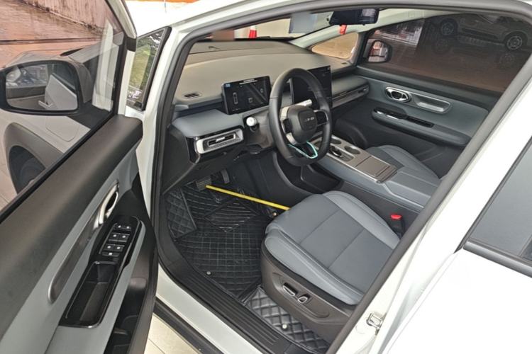 Used AION Y 2025 Plus 510 Zhihao Edition Driver Seat