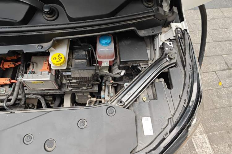 Used AION Y 2025 Plus 510 Enjoy Edition Engine Bay Left