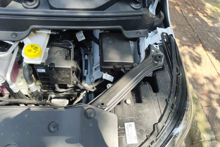 Used AION Y 2025 Plus 510 Smart Edition Engine Bay Left