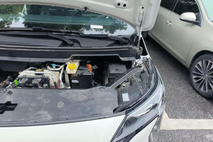 Used AION Y 2025 Plus 510 Zhihao Edition Engine Bay Left