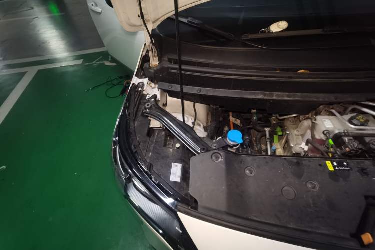 Used AION Y 2025 Plus 510 Enjoy Edition Engine Bay Right