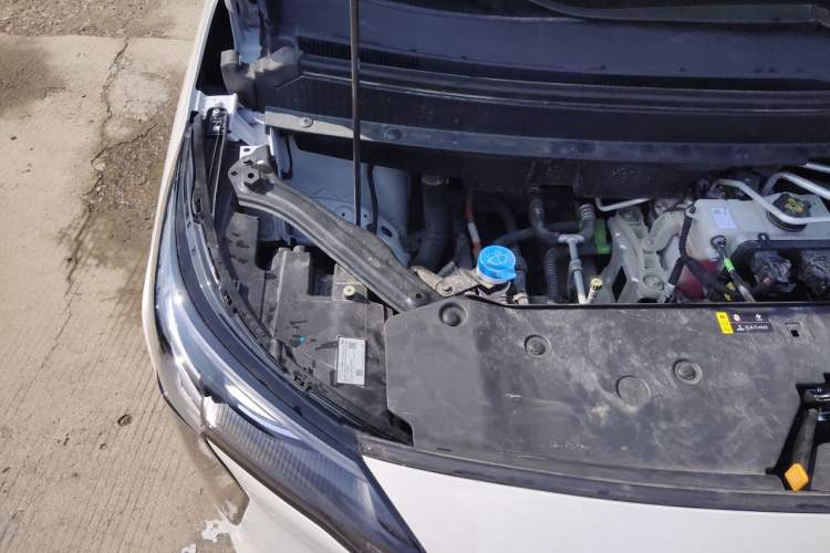Used AION Y 2025 Plus 510 Smart Edition Engine Bay Right