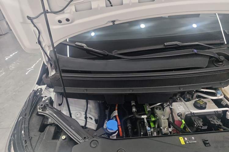 Used AION Y 2025 Plus 510 Zhihao Edition Engine Bay Right