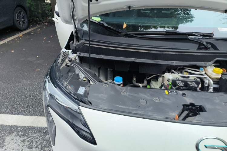 Used AION Y 2025 Plus 510 Zhihao Edition Engine Bay Right