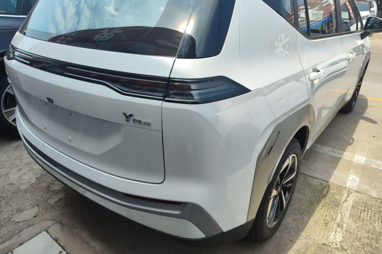 Used AION Y 2025 Plus 510 Smart Edition Exterior 3