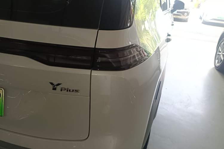 Used AION Y 2025 Plus 510 Smart Edition Exterior 3