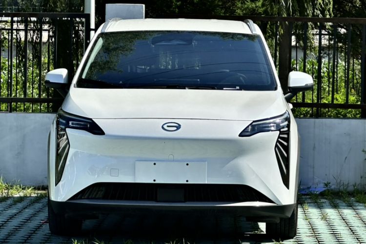 Used AION Y 2025 Plus 510 Smart Edition Exterior 6