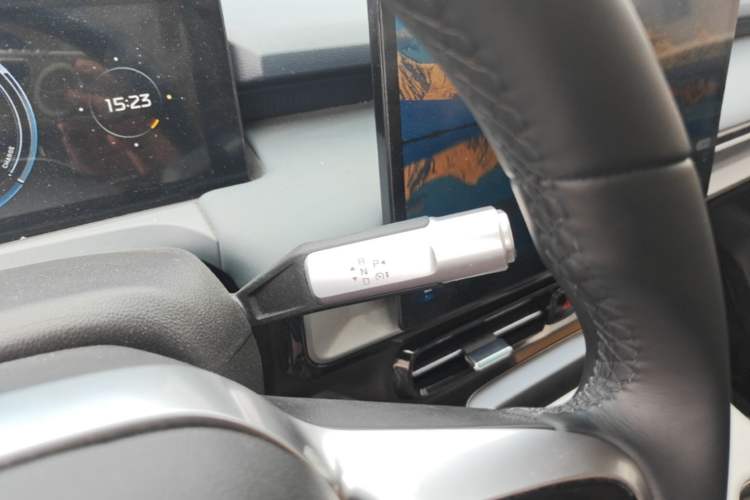 Used AION Y 2025 Plus 510 Zhihao Edition Gear Lever