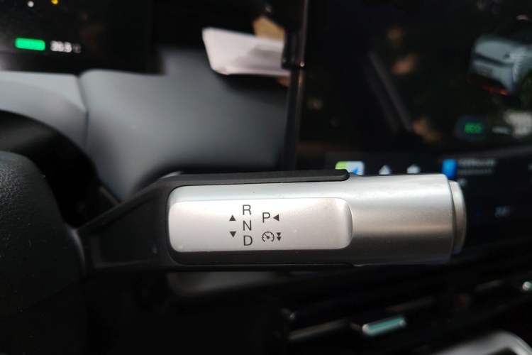 Used AION Y 2025 Plus 510 Zhihao Edition Gear Lever