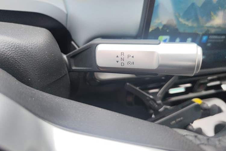 Used AION Y 2025 Plus 510 Enjoy Edition Gear Lever