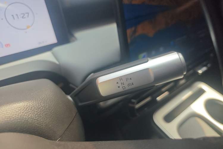 Used AION Y 2025 Plus 510 Enjoy Edition Gear Lever