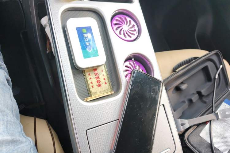 Used AION Y 2025 Plus 510 Zhihao Edition Gear Lever