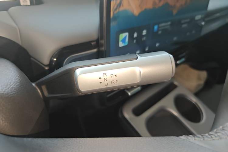 Used AION Y 2025 Plus 510 Smart Edition Gear Lever