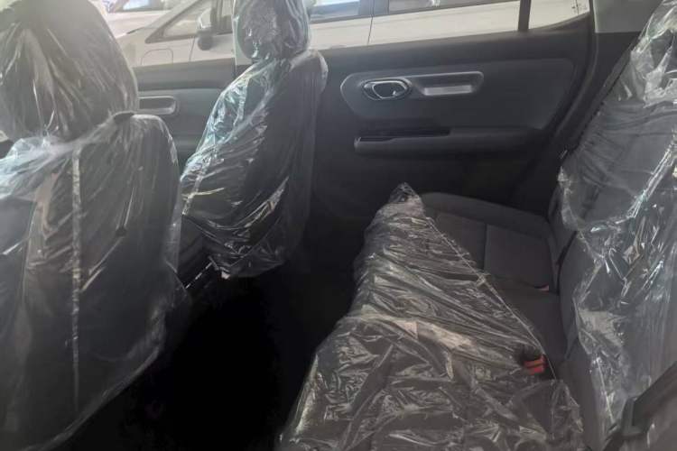 Used AION Y 2025 Plus 510 Enjoy Edition Interior 2