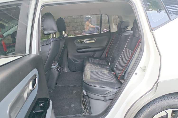 Used AION Y 2025 Plus 510 Smart Edition Interior 4