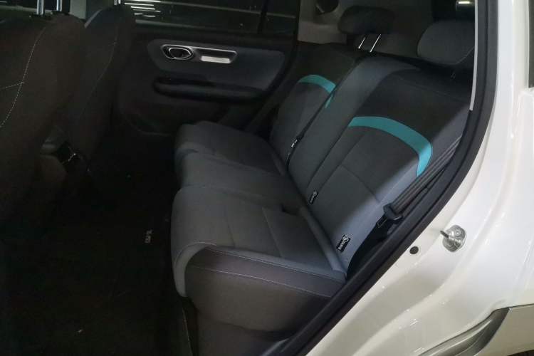 Used AION Y 2025 Plus 510 Enjoy Edition Interior 4