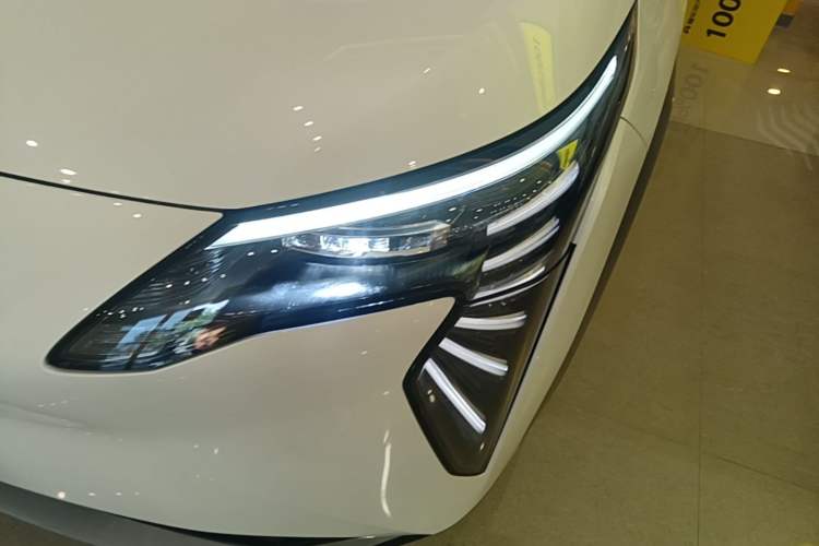 Used AION Y 2025 Plus 510 Zhihao Edition Left Front Headlight