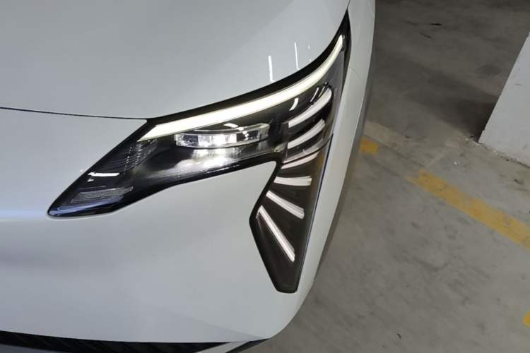 Used AION Y 2025 Plus 510 Zhihao Edition Left Front Headlight