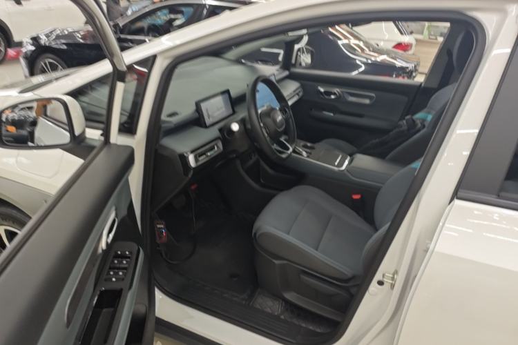 Used AION Y 2025 Plus 510 Enjoy Edition Left Front Seat