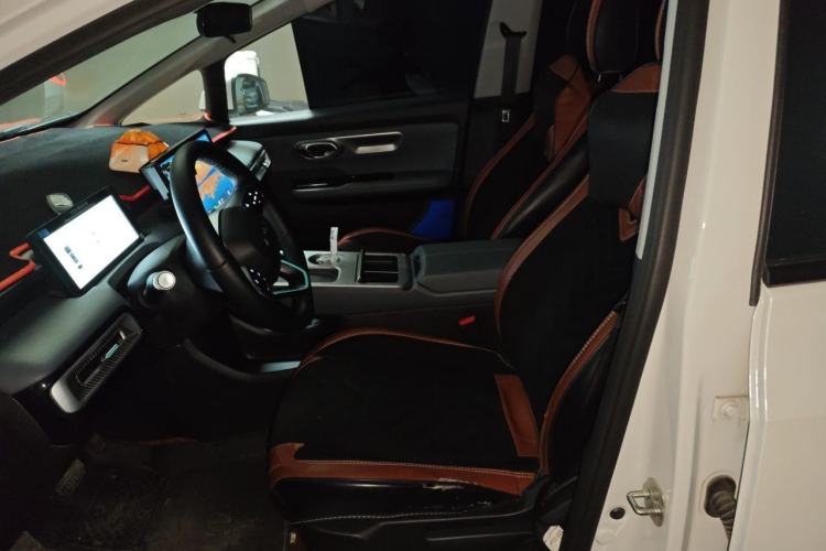 Used AION Y 2025 Plus 510 Enjoy Edition Left Front Seat
