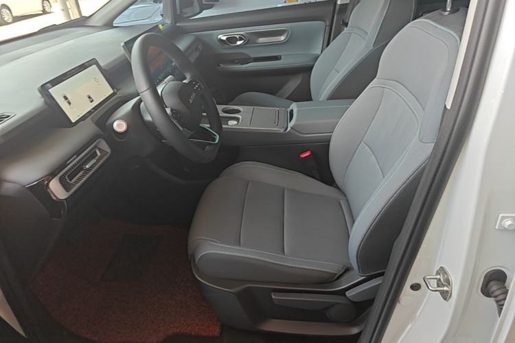 Used AION Y 2025 Plus 510 Smart Edition Left Front Seat