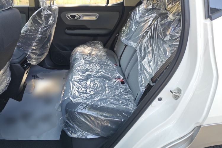 Used AION Y 2025 Plus 510 Smart Edition Left Rear Seat