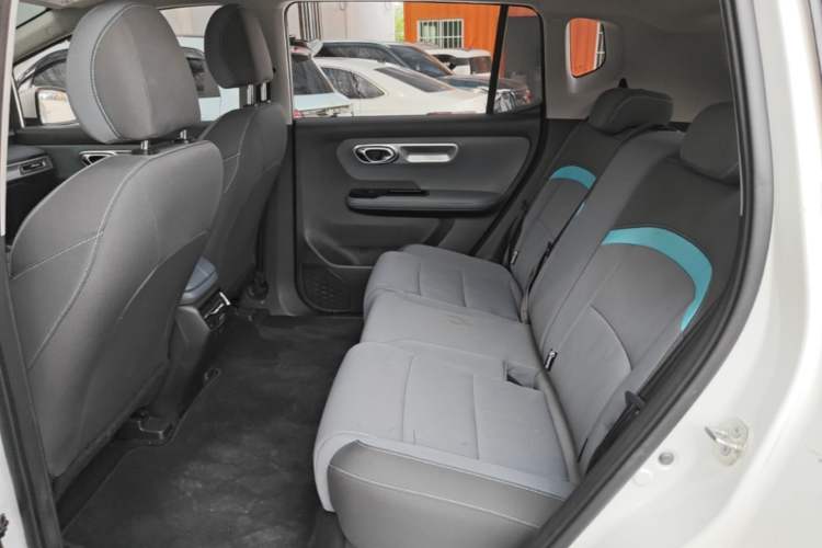 Used AION Y 2025 Plus 510 Enjoy Edition Left Rear Seat