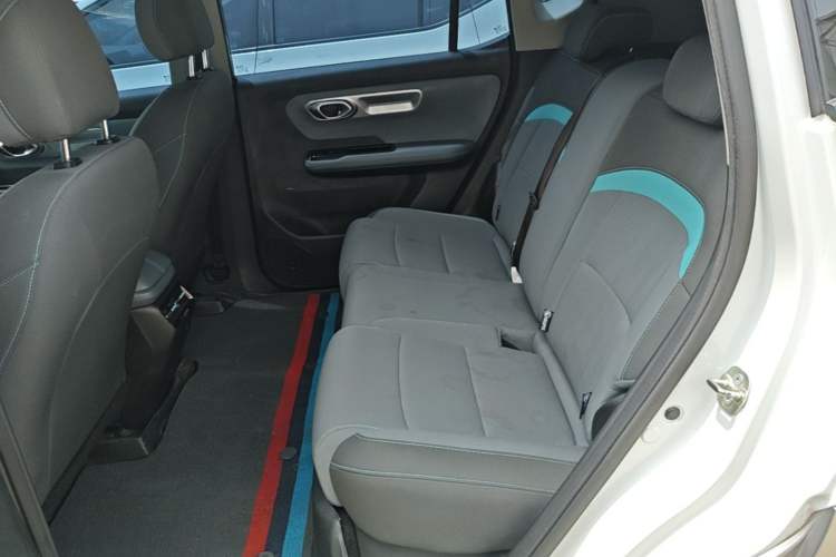 Used AION Y 2025 Plus 510 Enjoy Edition Left Rear Seat