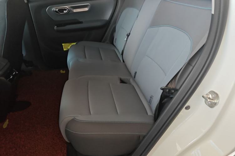 Used AION Y 2025 Plus 510 Smart Edition Left Rear Seat