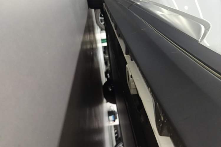 Used AION Y 2025 Plus 510 Smart Edition Left Side Sill