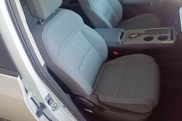 Used AION Y 2025 Plus 510 Smart Edition Right Front Seat