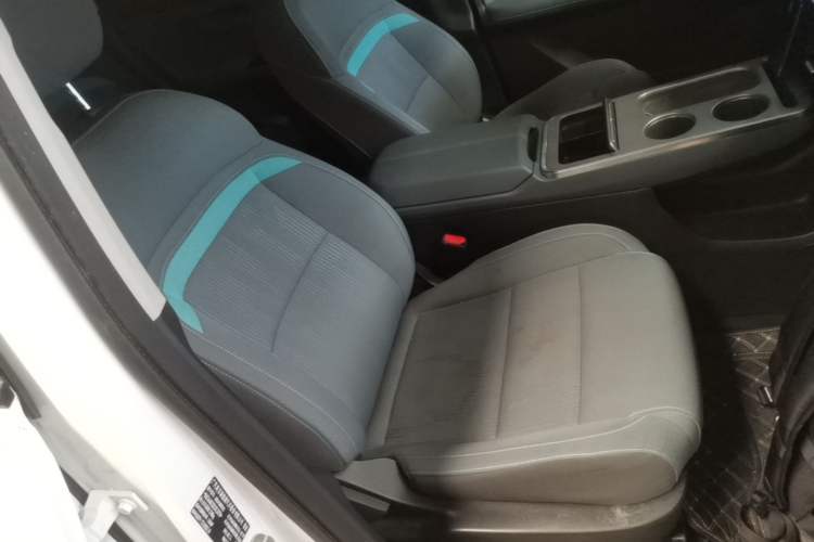 Used AION Y 2025 Plus 510 Enjoy Edition Right Front Seat