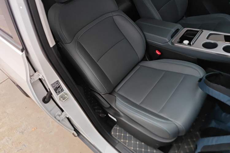 Used AION Y 2025 Plus 510 Zhihao Edition Right Front Seat
