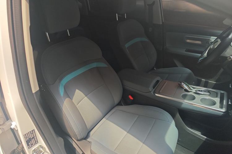 Used AION Y 2025 Plus 510 Enjoy Edition Right Front Seat