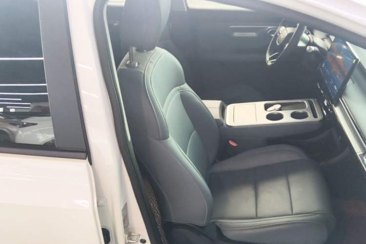 Used AION Y 2025 Plus 510 Zhihao Edition Right Front Seat