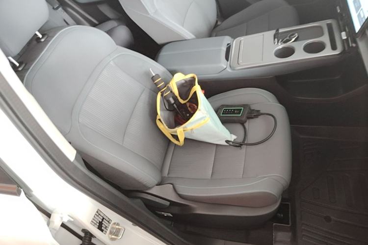 Used AION Y 2025 Plus 510 Smart Edition Right Front Seat