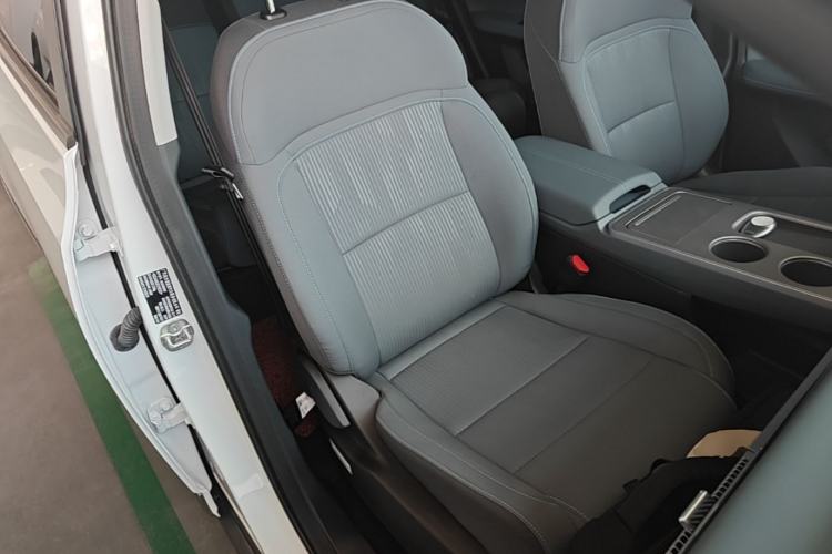 Used AION Y 2025 Plus 510 Smart Edition Right Front Seat