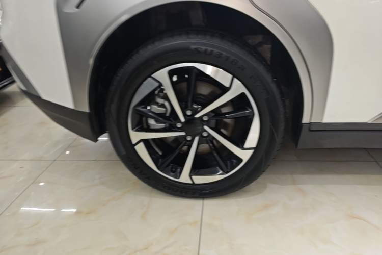 Used AION Y 2025 Plus 510 Enjoy Edition Right Rear Wheel Hub