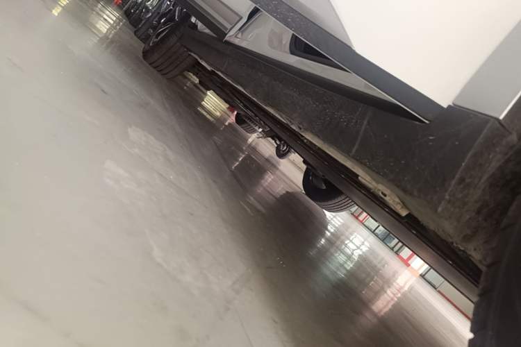 Used AION Y 2025 Plus 510 Smart Edition Right Side Sill