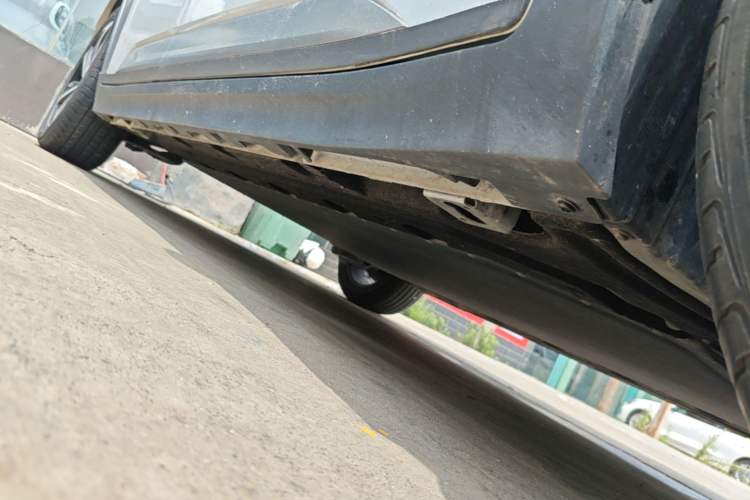 Used AION Y 2025 Plus 510 Enjoy Edition Right Side Sill