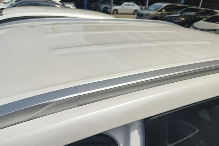 Used AION Y 2025 Plus 510 Smart Edition Roof