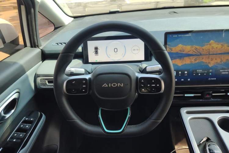 Used AION Y 2025 Plus 510 Smart Edition Steering Wheel