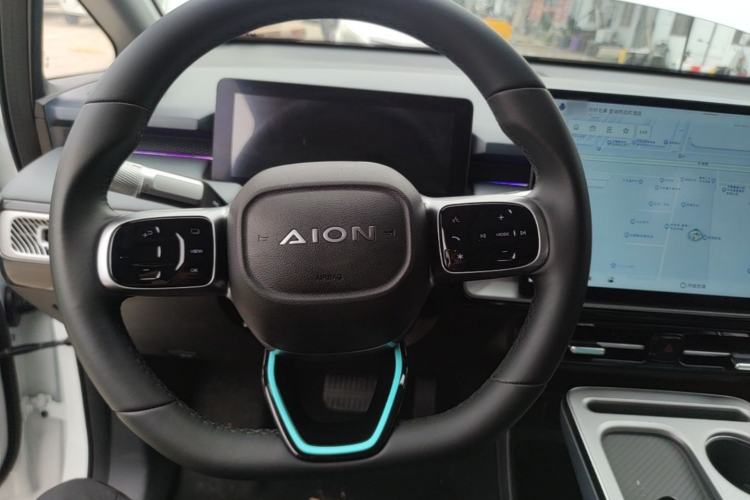 Used AION Y 2025 Plus 510 Enjoy Executive Edition 58.9 kWh Steering Wheel